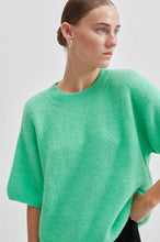 Second Female - Wanda Knit