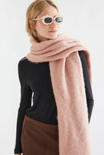 Compania Fantastica - Knit Scarf - Pink