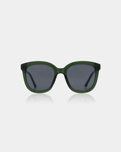 A.KJÆRBEDE  Billy Sunglasses - Dark Green Transparent