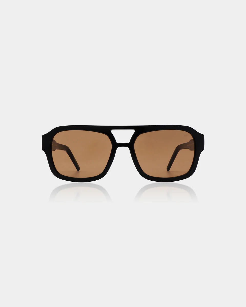 A.KJÆRBEDE Kaya Sunglasses - Black