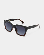 A.Kjaerbede - Nancy Sunglasses - Black Demi Tortoise