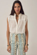 Maison Hotel - Elvis Sleeveless Blouse - Nauge