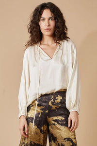 Traffic People - Moonstruck Billow Blouse in Cream