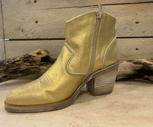 Nemonic 2202 Ankle Boots - Gold