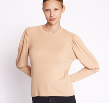 Berenice T-shirt with long, puffed sleeves- Camel