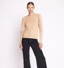 Berenice T-shirt with long, puffed sleeves- Camel