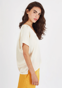 Traffic People Slouch Tee- Cream