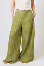 Traffic People - Rene Trouses - Green