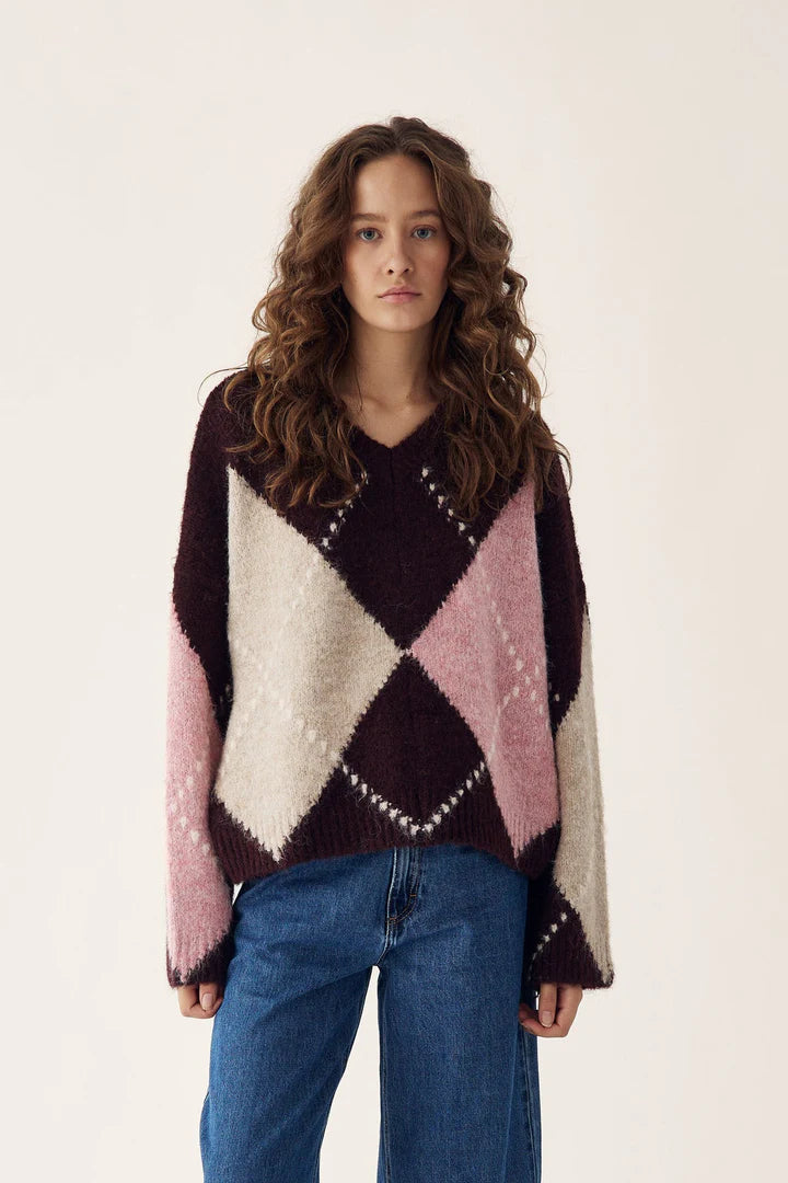 Noella - Lai Knit - Winetasting