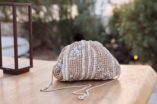 M.A.B.E Alora Raffia Clutch - Nat/Ecru