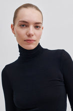 Second Female - Matima T Neck - Black