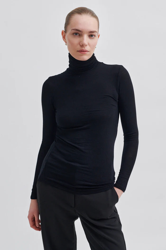Second Female - Matima T Neck - Black