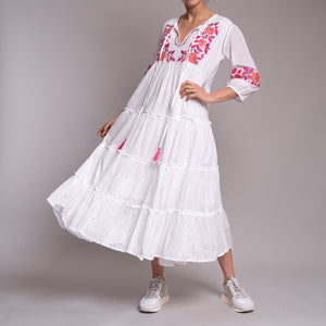 Dreams - Hole Beeding Dress - Ivory