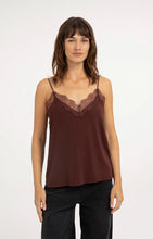 YAYA - Jersey Singlet V-Neck with Lace - Delicioso Brown