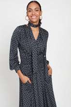 Onjenu - Sharon Midi Dress - Green Geo