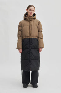 Spin coat second female on sale